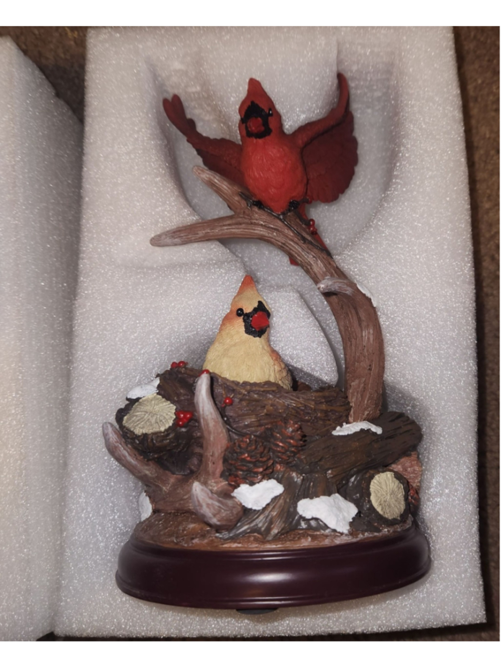 Bradford Exchange Cozy Cardinals Nature's Masterpieces Songbird Sculpture